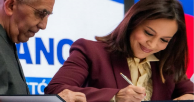 Firman convenio interinstitucional para establecer talleres en materia de exportación