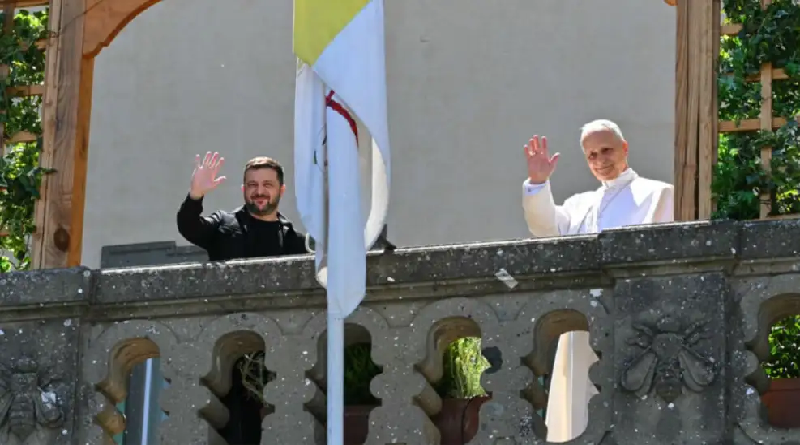 Papa León XIV recibe a Volodímir Zelenski