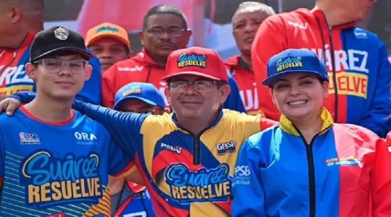 candidato-jose-suarez-ejercer-voto-la-guaira