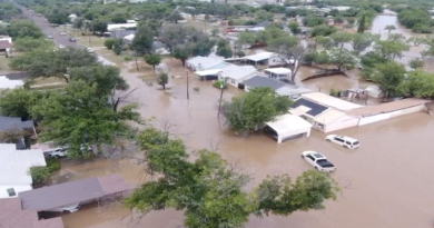 Reportan 82 fallecidos por inundaciones en Texas