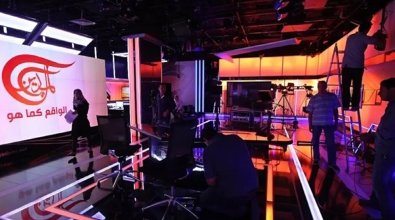 El canal satelital denunció represión contra Nasser Al-Lahham, periodista con 30 años de trayectoria. Piden apoyo internacional ante este crimen contra la prensa.