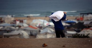 Hamas denuncia como “engaño formal” lanzamiento de ayuda humanitaria de Israel