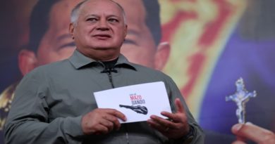 Cabello advierte que algunas universidades “autónomas” pretenden negar cupo a bachilleres del pueblo