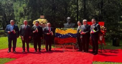 Conmemoran 214 años de la Firma del Acta de Independencia en China