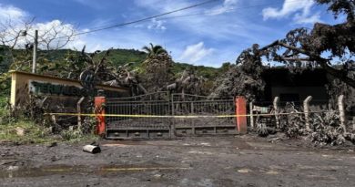 captan-explosion-hidrotermal-salvador