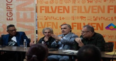 Poeta Tarek William Saab celebró sus 45 años de vida literaria en la Filven
