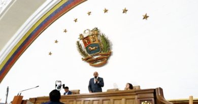 Parlamento Europeo es principal industria del tráfico de personas y armas