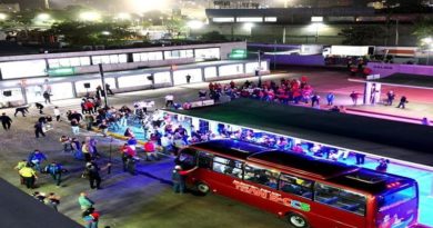 Inauguran terminal de paso rápido “Ruta – 421” en Plaza Venezuela