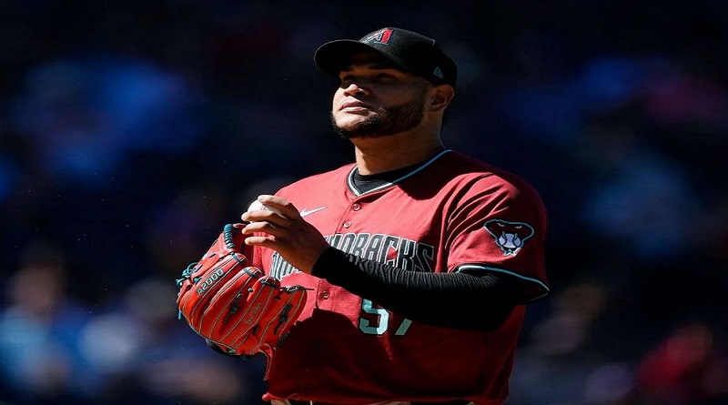 «E-Rod» es el décimo criollo con 90 ganados en MLB