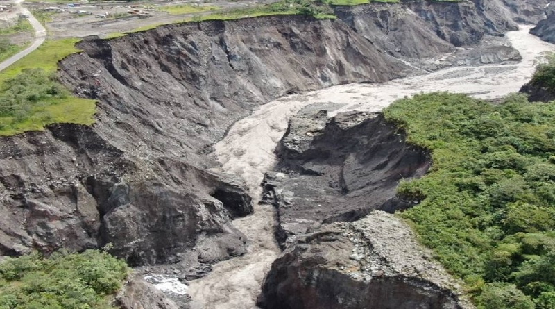 Ecuador enfrena amenazas por la erosión del río Coca en la Amazonía