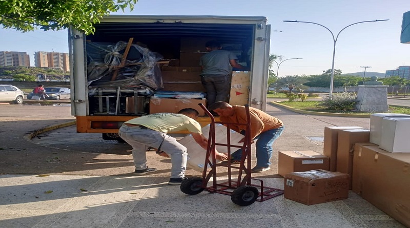 Fortalecen Hospital Guzmán Lander con equipos para hemodiálisis en Anzoátegui