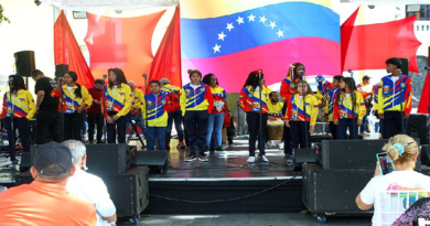 “Canto de Lealtad” llenó la Plaza Bolívar de Caracas de música y compromiso patrio