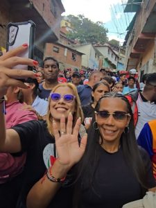 Nahum Fernández: Quien se mete con Maduro se mete con el barrio