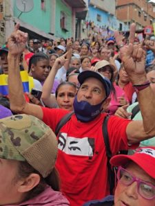 Nahum Fernández: Quien se mete con Maduro se mete con el barrio