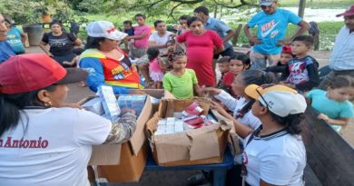 Jornada atiende a familias barinesas afectadas por inundaciones en parroquia San Antonio