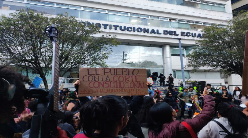 Ecuatorianos se movilizan contra política neoliberal de Daniel Noboa