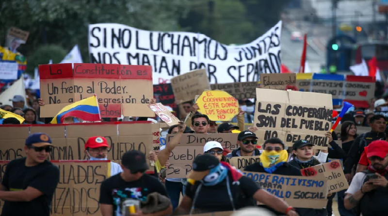 Ecuatorianos rechazan presión de Daniel Noboa contra la Corte Constitucional