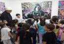 Niños debaten sobre los peligros inherentes del universo tecnológico