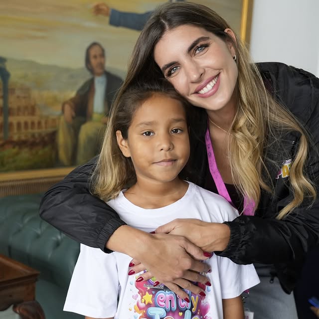 Regresan a casa seis niñas y niños rescatados por presidente Maduro tras secuestro en EE.UU.