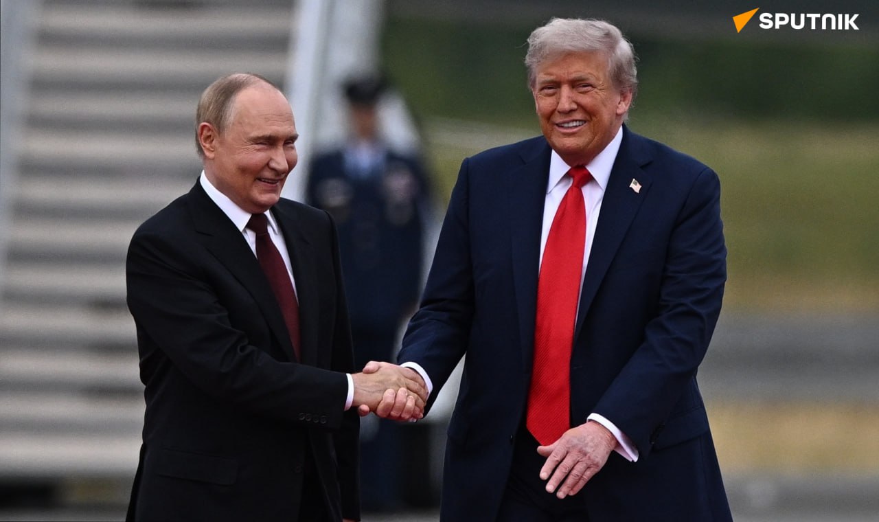 EN FOTOS | Primeras imágenes publicadas del encuentro entre Putin y Trump en Alaska