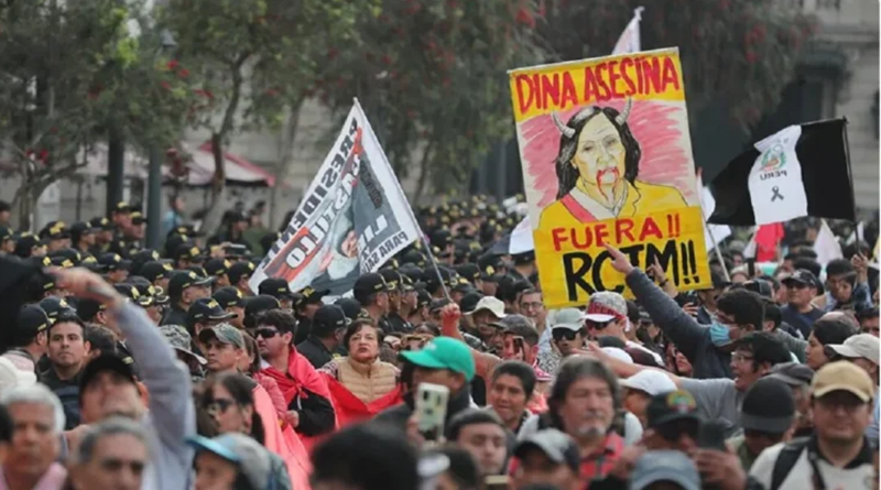 Miles de peruanos protestan contra el gobierno de Dina Boluarte