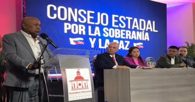 Gobernador Reyes Reyes: La defensa de la patria no es tarea de uno sino de todos