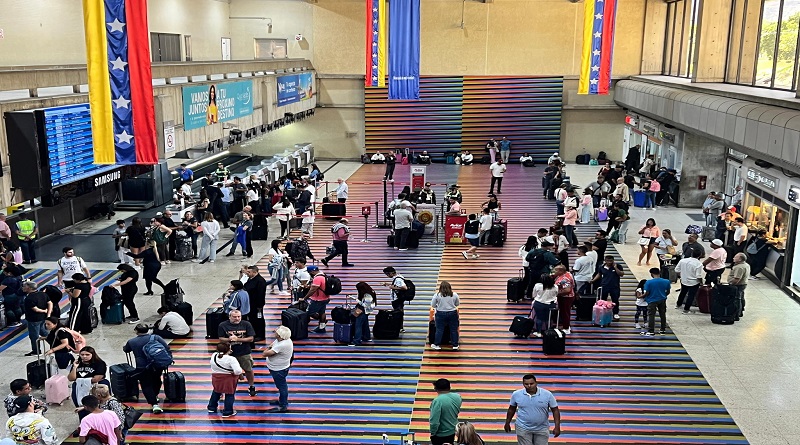 Suscriben acuerdo para optimizar comunicaciones del Aeropuerto Simón Bolívar