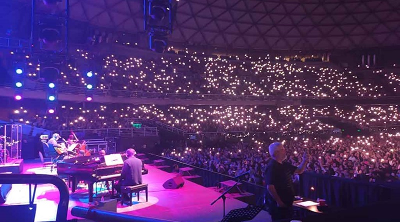 Silvio Rodríguez cautivó al público chileno en un memorable concierto donde recordó a Víctor Jara, a Pepe Mujica y José Martí
