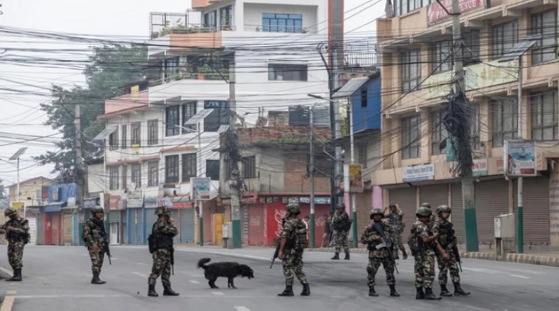 ejercito-nepal-extiende-toque-queda-todo-pais