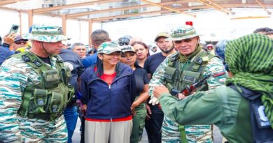 Ministro Padrino: FANB y pueblo escriben doctrina revolucionaria de la buena