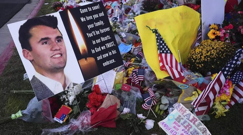 Empresas en EEUU despiden a trabajadores por comentarios sobre la muerte de Charlie Kirk (Sputnik Mundo)