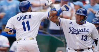 Maikel García y Salvador Pérez son finalistas al Bate de Plata en MLB
