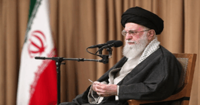 Khamenei: Trump sueña con destruir la industria nuclear de Irán