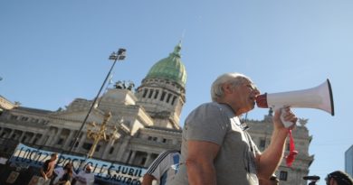 Argentinos exigen a Milei aplicación inmediata de Ley Emergencia en Discapacidad