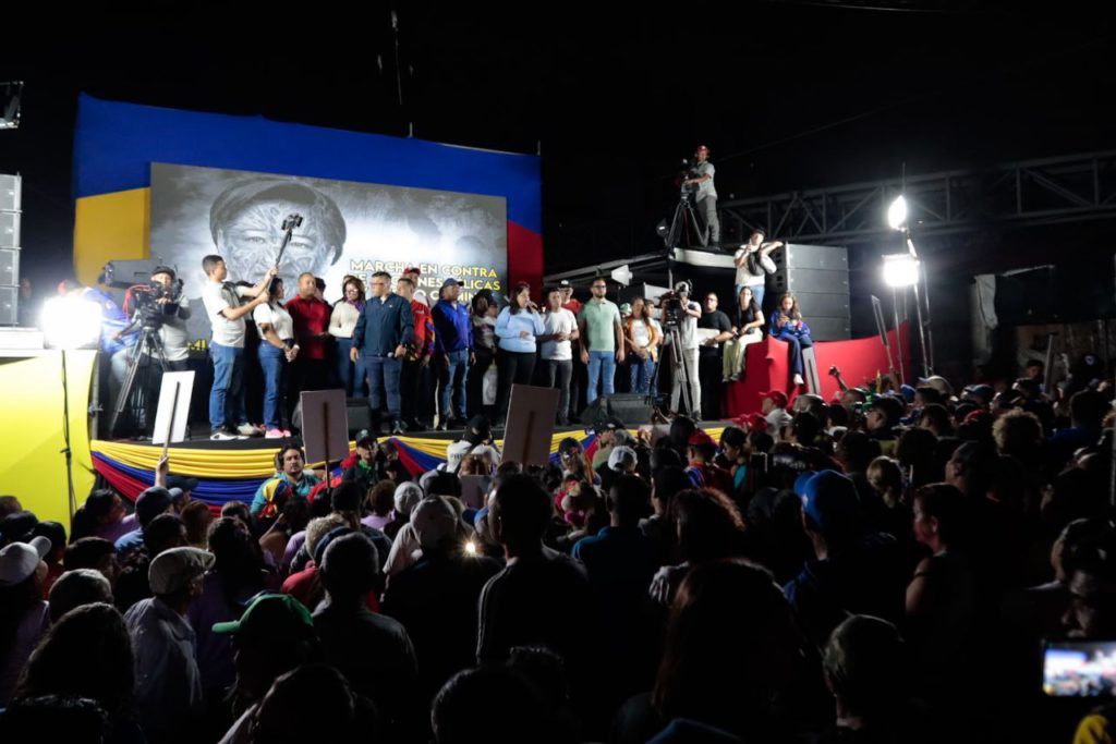 EN FOTOS: Pueblo en la calle contra el imperio y en defensa de la vida en Venezuela
