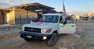 Hamás entrega primeros siete rehenes israelíes a representantes de la Cruz Roja