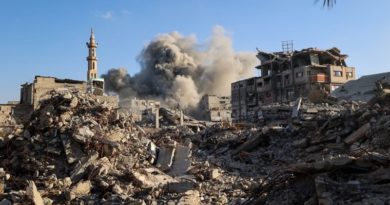 Israel asesina a más de cien palestinos tras bombardear viviendas y refugios en Gaza