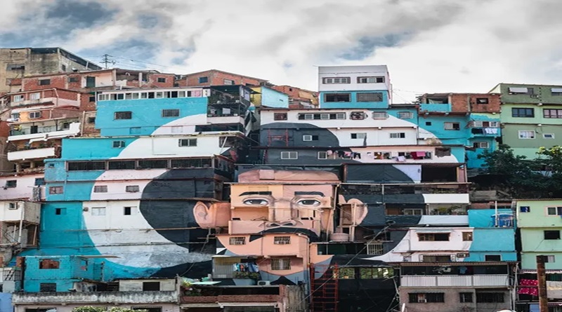 Petare muestra su fe por San José Gregorio con mural cinético gigante