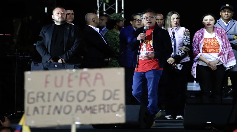 Petro ante apoyo multitudinario en Bogotá: Señor Trump, sus aliados son la mafia de Colombia
