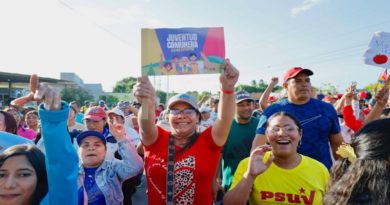 Presidente Maduro apuesta por la constitución de seis mil comunas en el país