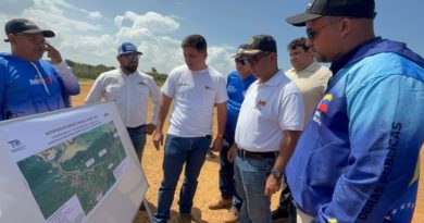 Avanzan obras de construcción del tramo 8 Unare-Píritu, de la Autopista de Oriente.