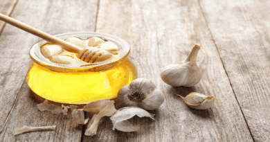 beneficios de consumir miel con ajo
