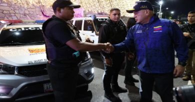 Ministro Cabello supervisa despliegue de seguridad en Caracas y Miranda