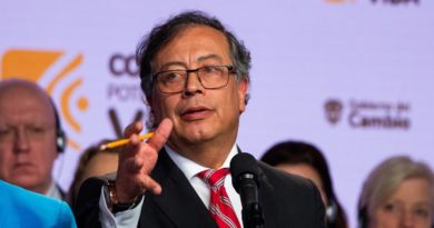 Presidente de Colombia, Gustavo Petro, suspende intercambio de inteligencia con agencias EEUU en protesta por ataques con misiles en Caribe