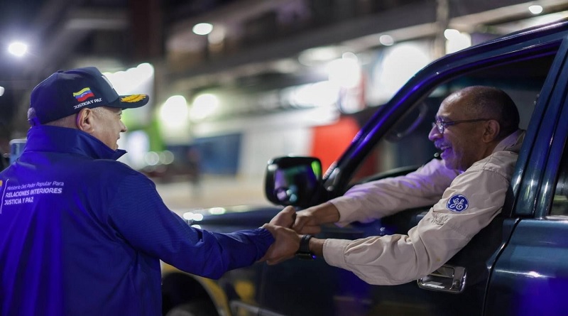 Caracas se encuentra en paz y tranquilidad, afirma Diosdado Cabello tras recorrido nocturno