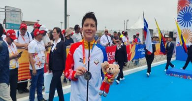 Triatlón hizo historia con dos oros en femenino en Bolivarianos 2025